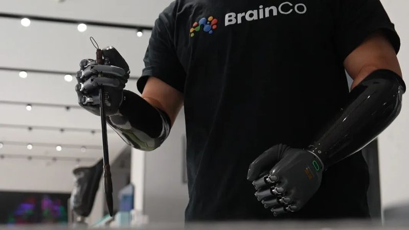 选择合适的DevOps工具对于新手来说至关重要。以下是一些选择标准：